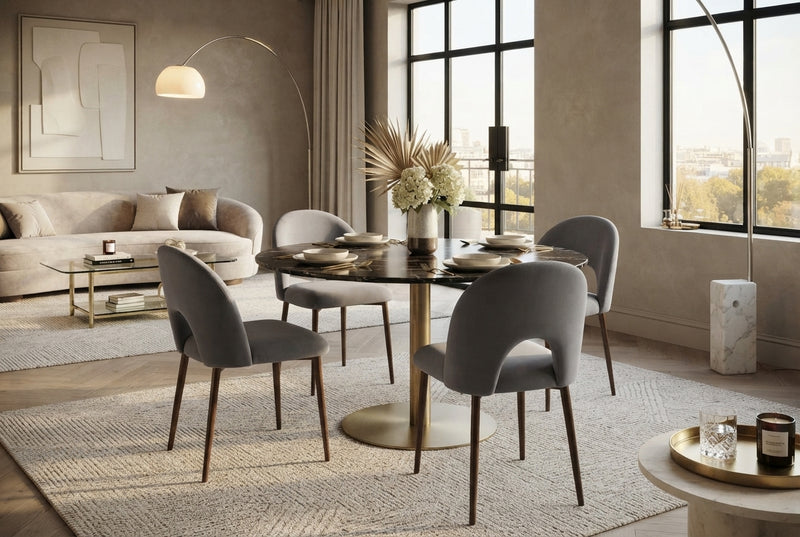 Netherby — Chaise en velours anthracite, piètement effet noyer en situation