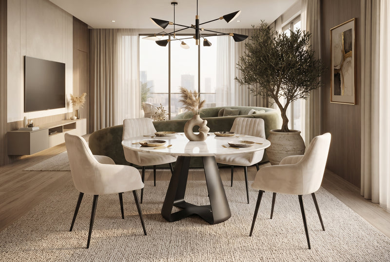 Ravensby — Chaise coque design beige en situation