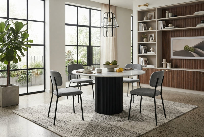 Cavendish — Chaise en tissu heritage anthracite, piètement métal noir en situation