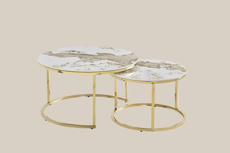 Thornton — Table basse gigogne en céramique brune en situation
