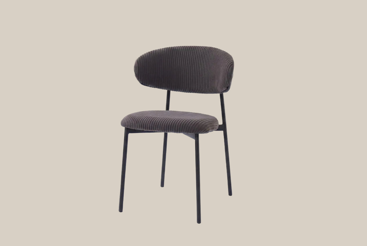 Pendle — Chaise en velours côtelé gris, piètement métal noir — vue 2