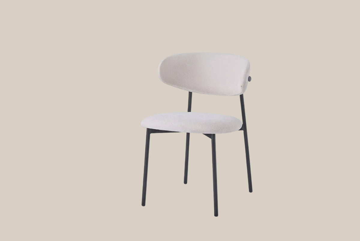 Pendle — Chaise en serge beige, piètement métal noir — vue 2