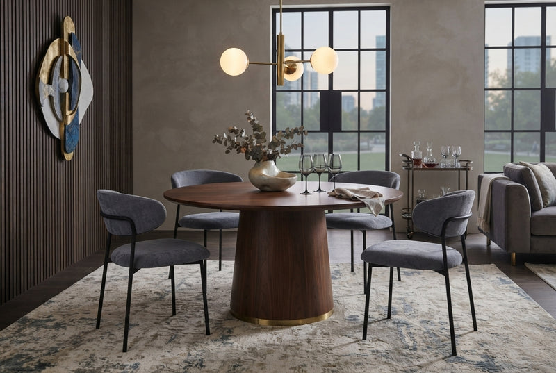 Pendle — Chaise en serge anthracite, piètement métal noir en situation