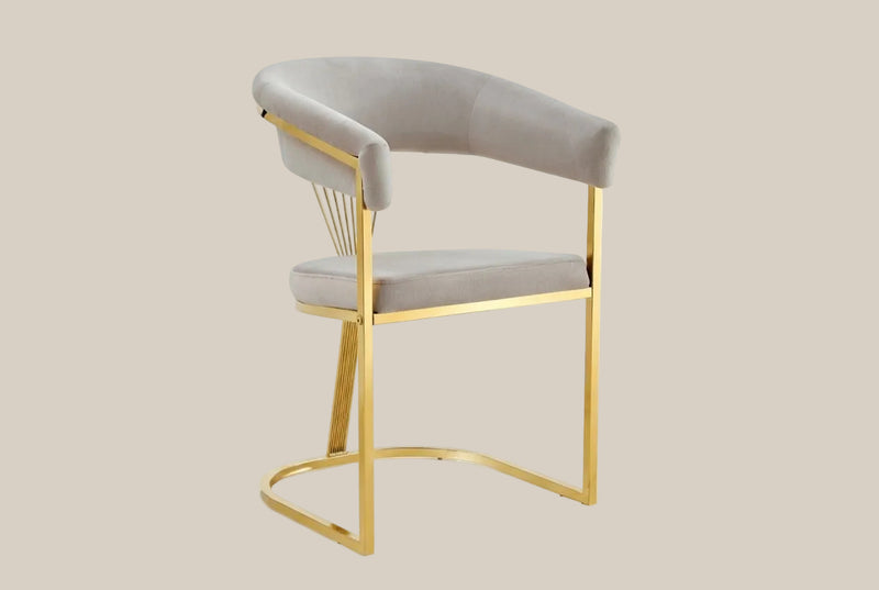 Falmere — Chaise avec accoudoirs en velours moka, piètement gold