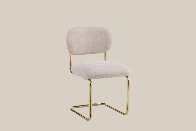 Elmore — Chaise en tissu Marbella marron glacé, piètement doré