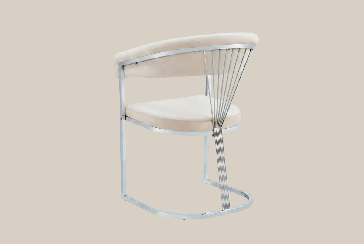 Falmere — Chaise avec accoudoirs en velours beige, piètement chrome — vue 3