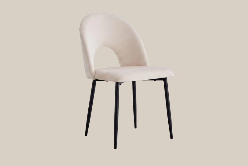 Netherby — Chaise en velours beige, piètement métal noir