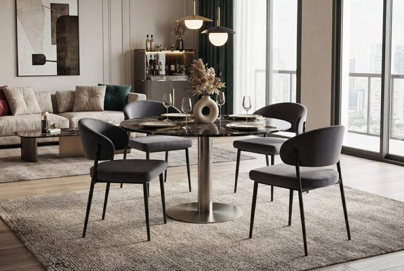 Ashford — Chaise en velours anthracite, piètement métal noir en situation