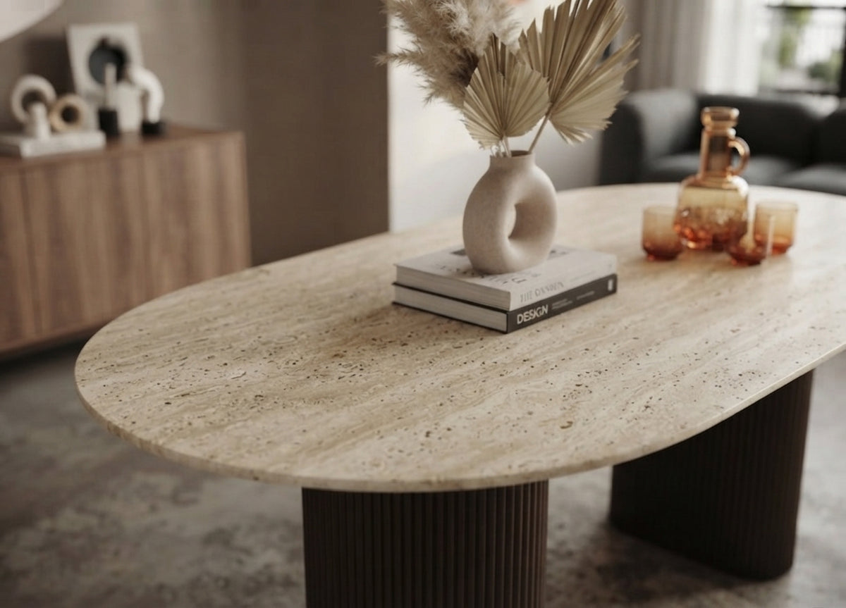 Roxmere — Table à manger en céramique effet travertin mat — vue 1
