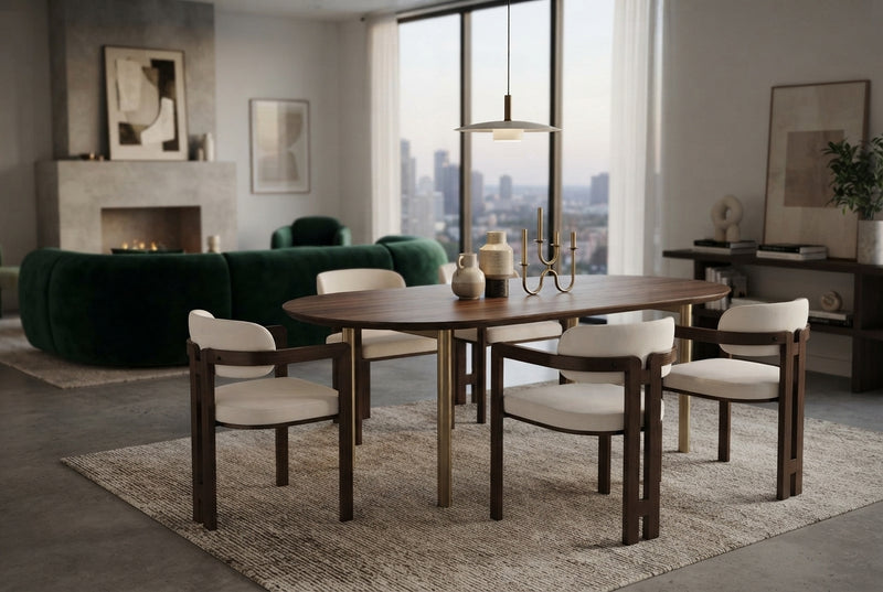 Blackwell — Chaise en velours beige, piètement effet noyer en situation