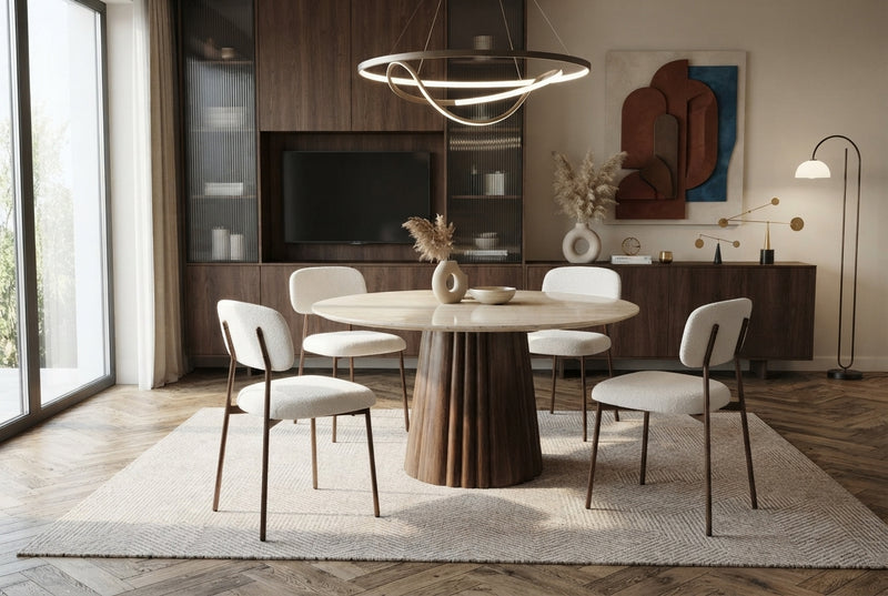 Cavendish — Chaise en tissu heritage beige, piètement effet noyer en situation