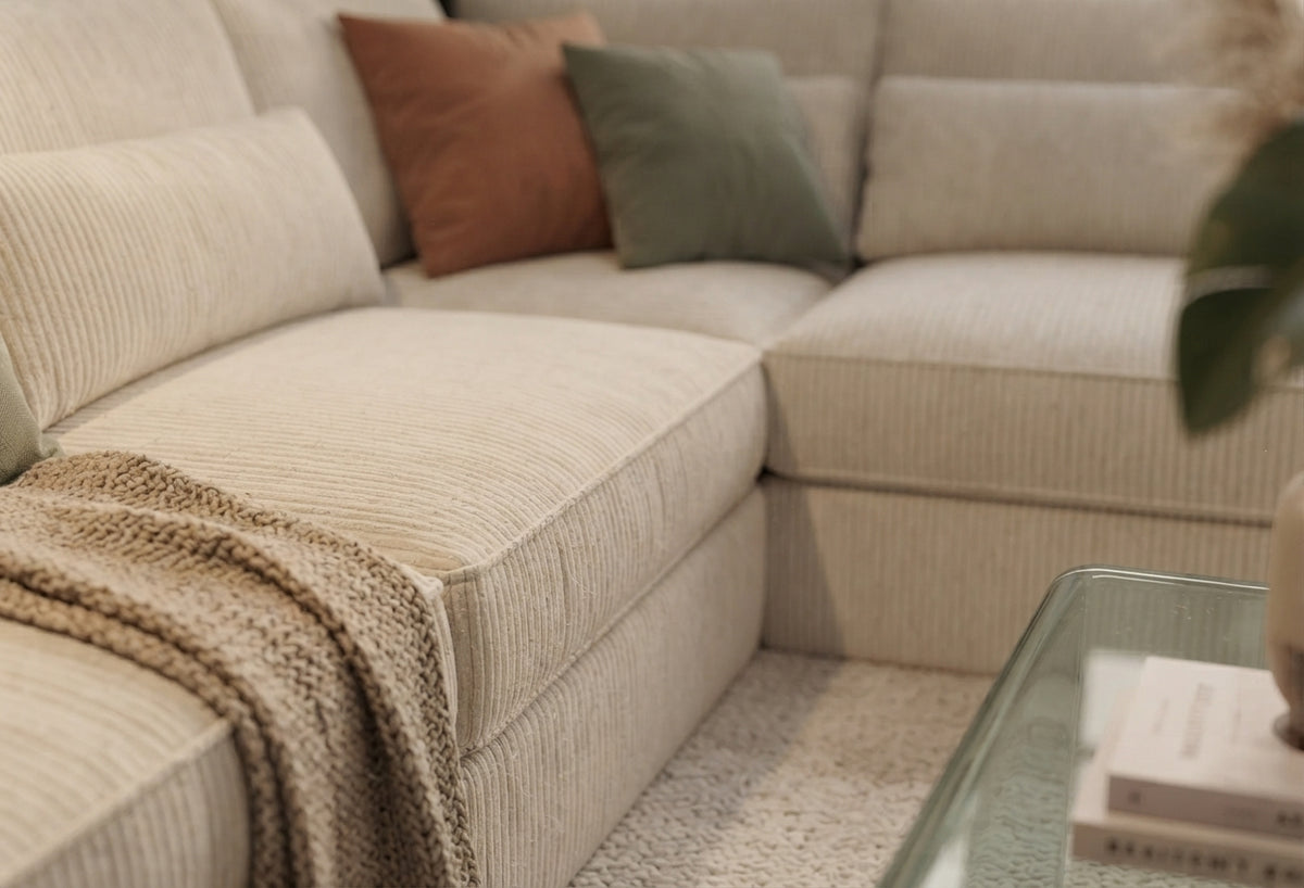 Harlow — Canapé d'angle côtelé, blanc écru — vue 1