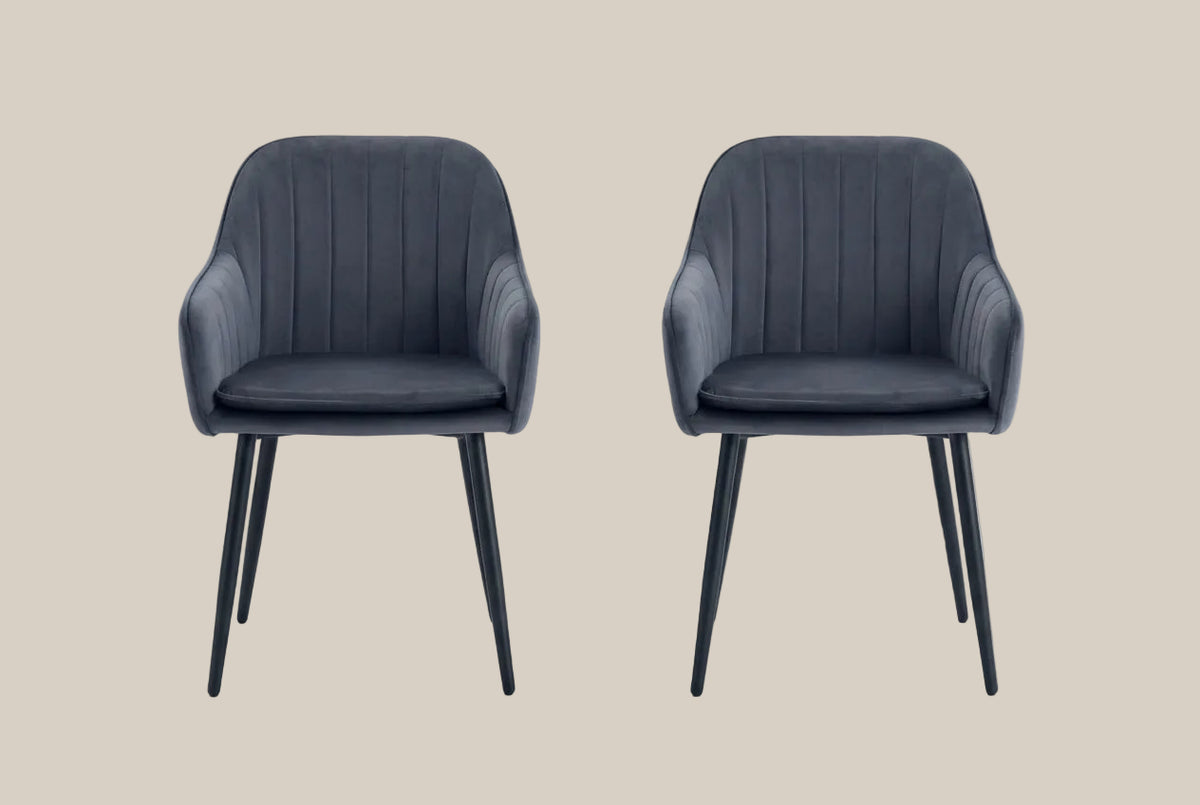 Hartley — Chaise avec accoudoirs en velours anthracite, piètement métal noir — vue 4