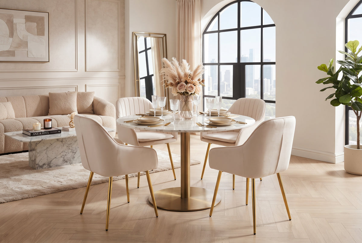 Hartley — Chaise avec accoudoirs en velours beige, piètement gold — vue 1