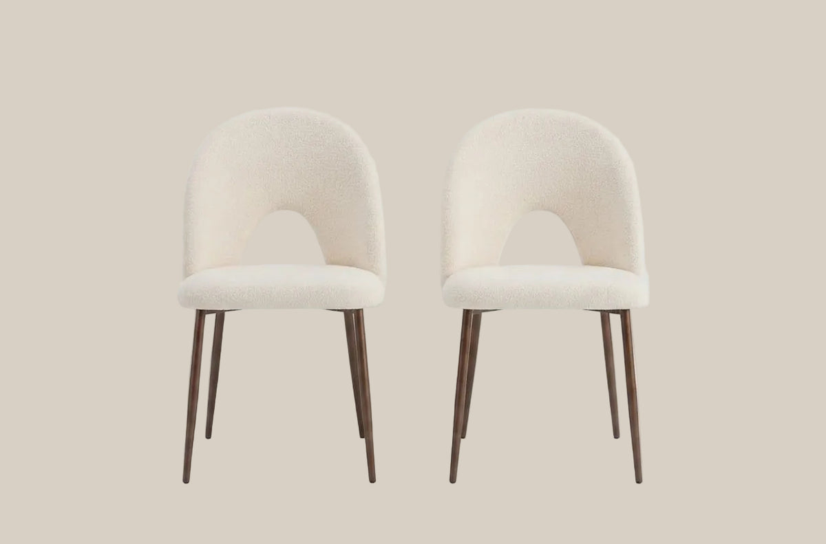 Netherby — Chaise en molletonné doudou beige, piètement effet noyer — vue 4