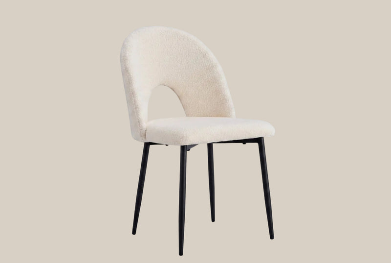 Netherby — Chaise en molletonné doudou beige, piètement métal noir