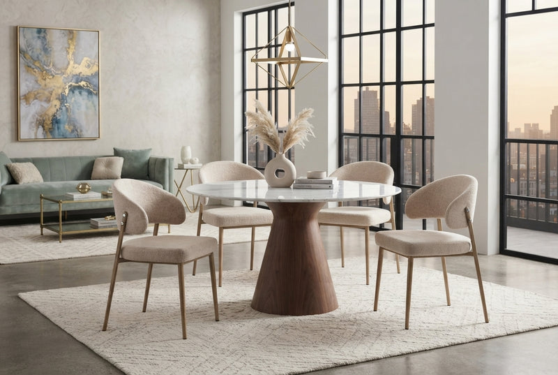 Winford — Chaise en tissu marbella marron glacé, piètement effet bois en situation