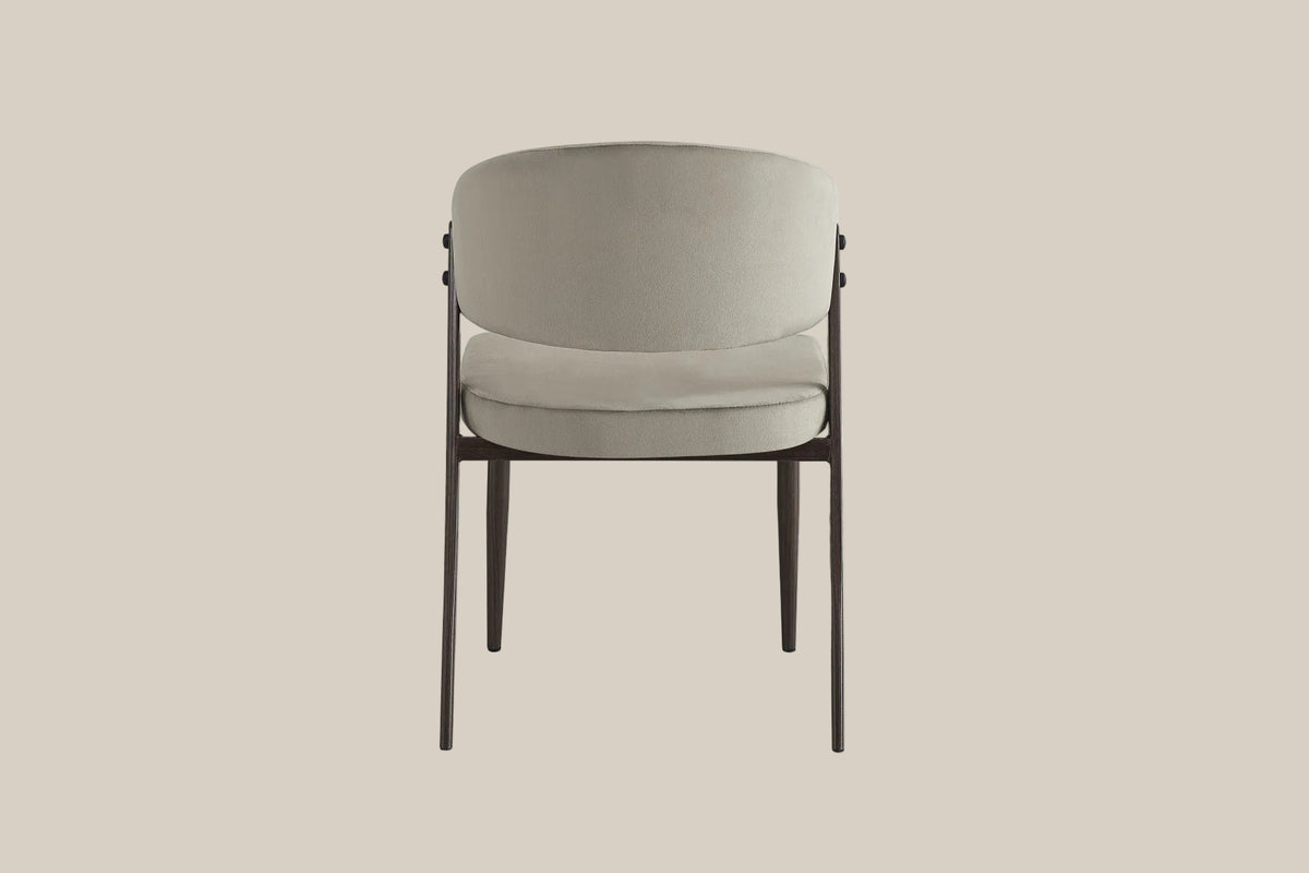 Winford — Chaise en velours taupe, piètement effet noyer — vue 3