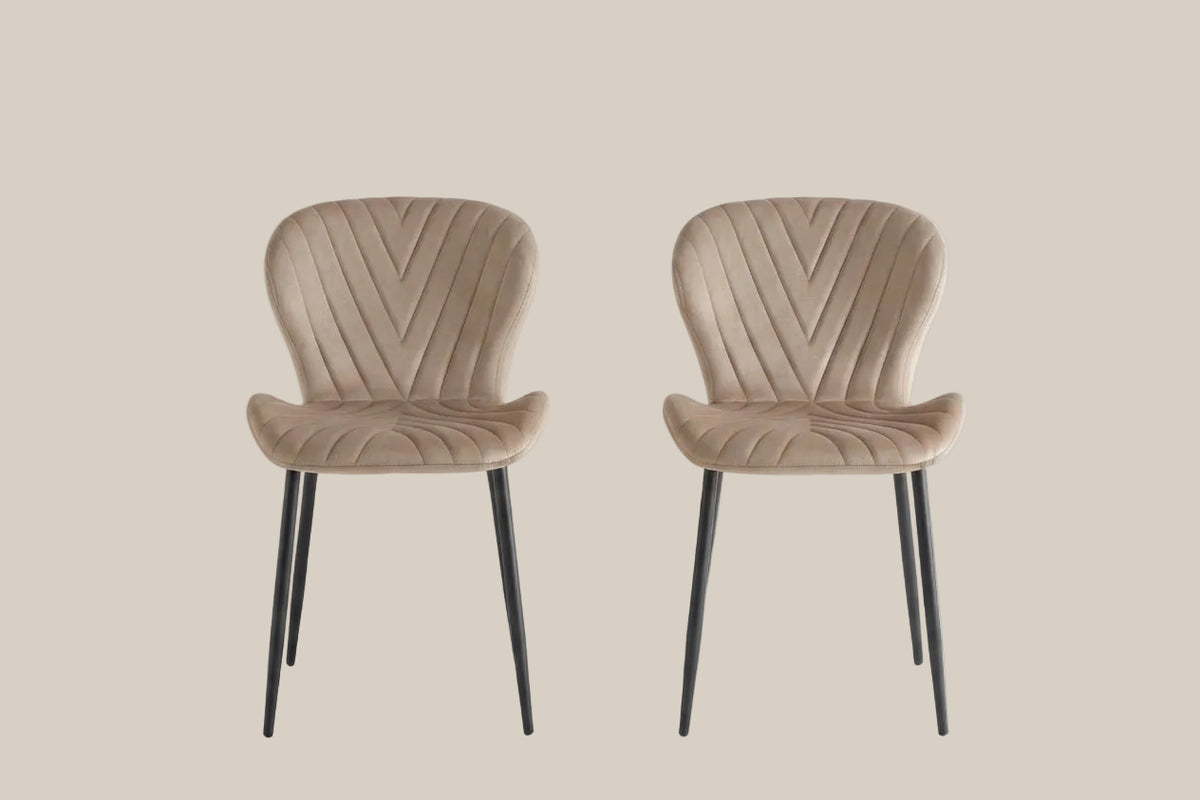 Yarrowby — Chaise en velours taupe, piètement noir — vue 4